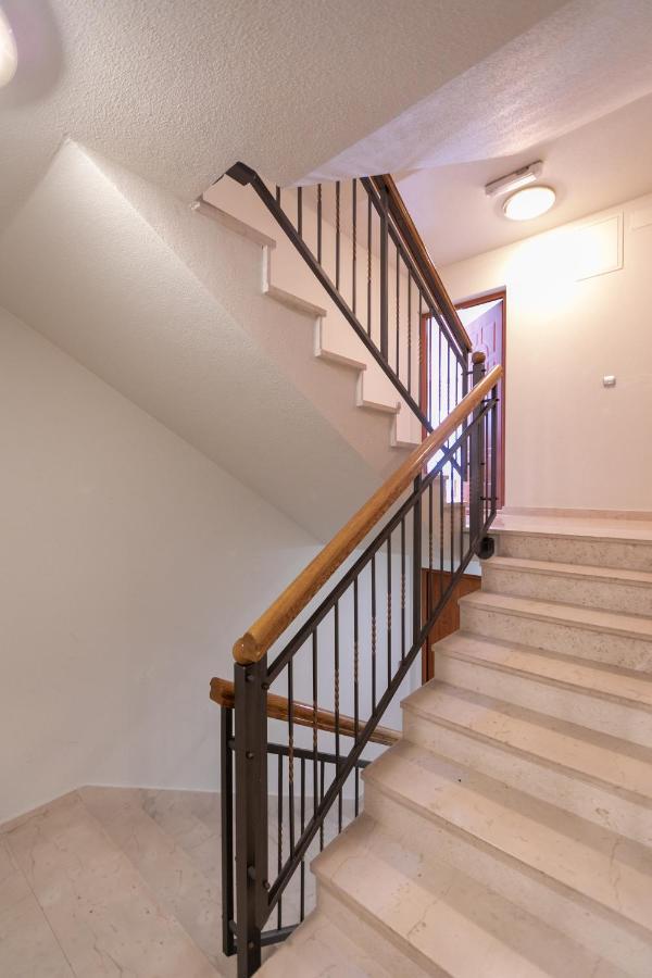 Apartman Mar18 มาคาร์สกา ภายนอก รูปภาพ