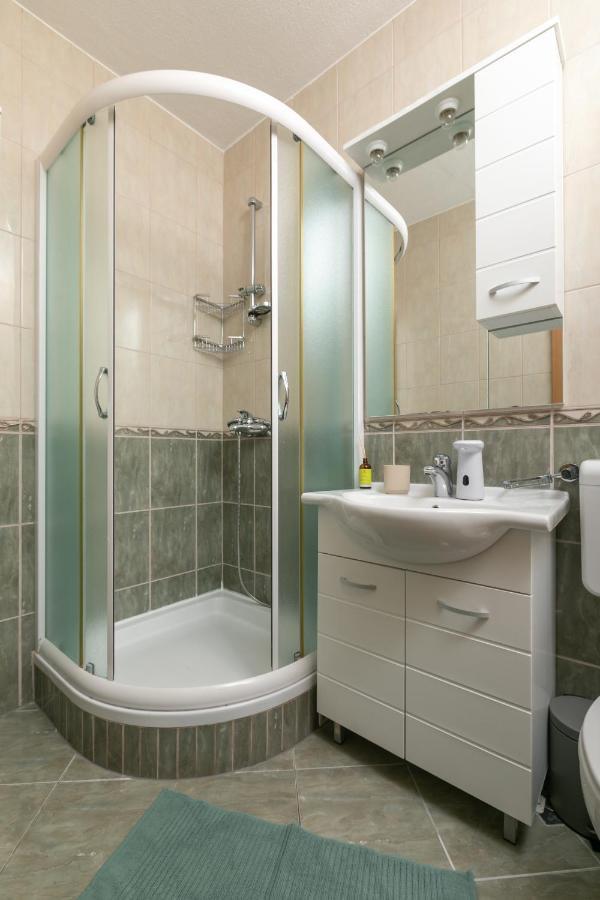 Apartman Mar18 มาคาร์สกา ภายนอก รูปภาพ