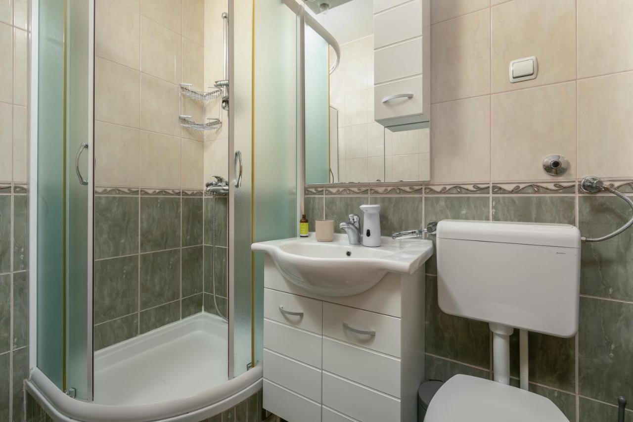 Apartman Mar18 มาคาร์สกา ภายนอก รูปภาพ