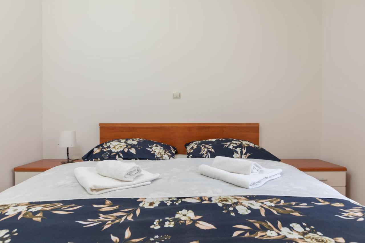 Apartman Mar18 มาคาร์สกา ภายนอก รูปภาพ