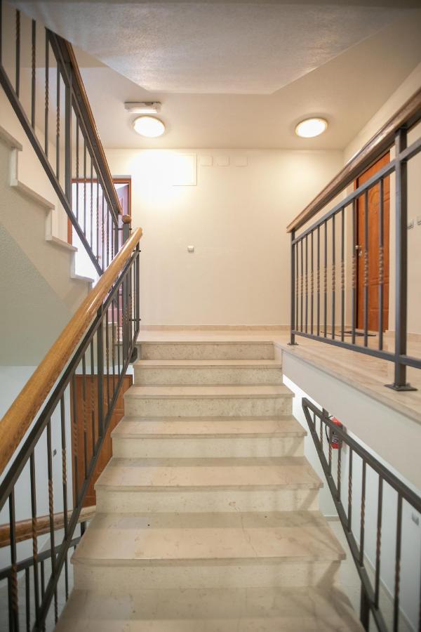 Apartman Mar18 มาคาร์สกา ภายนอก รูปภาพ